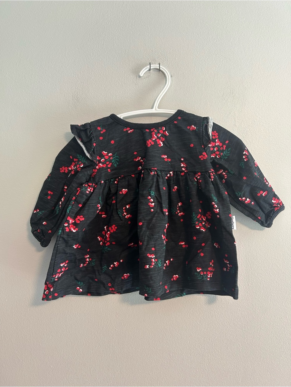 Gerber 0/3m black and red floral like long sleeve flare top